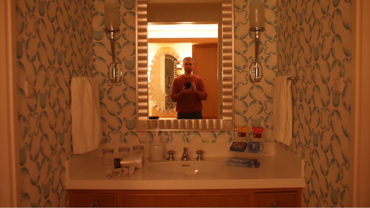 Ванная комната в Disney Ambassador Hotel